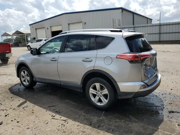 2T3BFREV4HW576360 2017 TOYOTA RAV 4 - Image 2