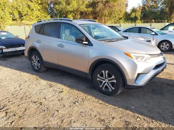 2T3BFREV4HW587889 2017 TOYOTA RAV 4 - Image 1