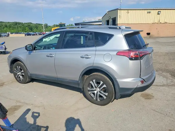 2T3BFREV4HW613035 2017 TOYOTA RAV 4 - Image 2