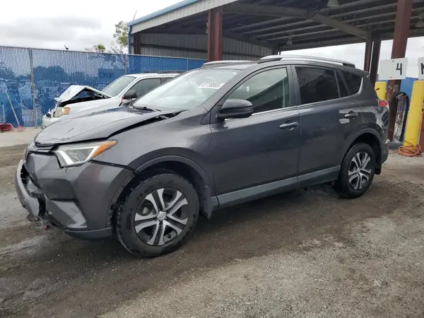 2T3BFREV4HW656340 2017 TOYOTA RAV 4 - Image 1