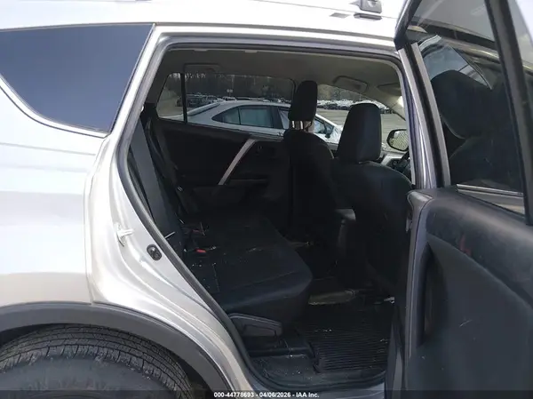 2T3BFREV4HW677172 2017 TOYOTA RAV 4 - Image 8