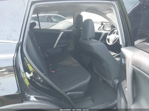 2T3BFREV4JW713108 2018 TOYOTA RAV 4 - Image 8
