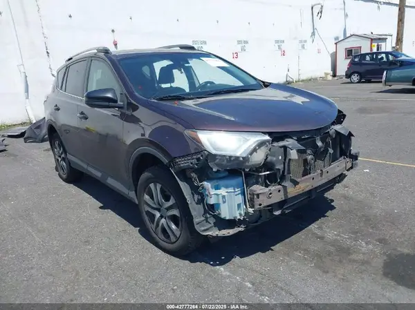 2T3BFREV4JW713805 2018 TOYOTA RAV 4 - Image 1