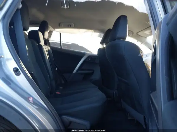 2T3BFREV4JW720432 2018 TOYOTA RAV 4 - Image 8