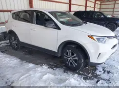 2T3BFREV4JW754838 2018 TOYOTA RAV 4