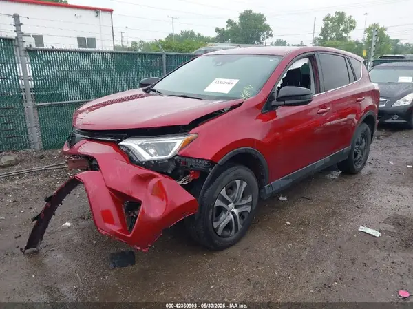 2T3BFREV4JW850078 2018 TOYOTA RAV 4 - Image 2