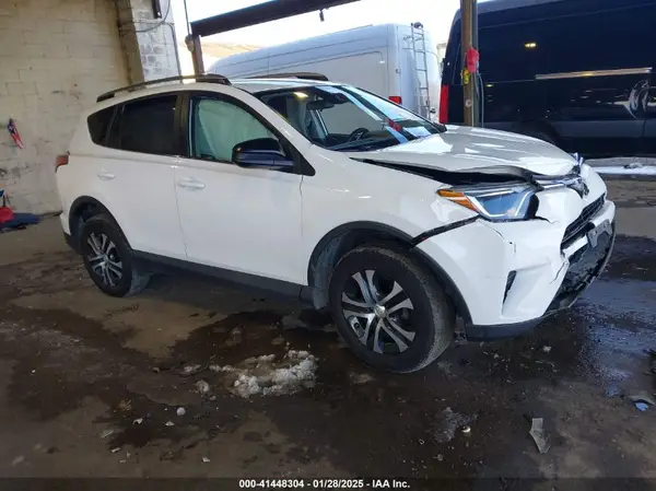 2T3BFREV4JW850288 2018 TOYOTA RAV 4 - Image 1