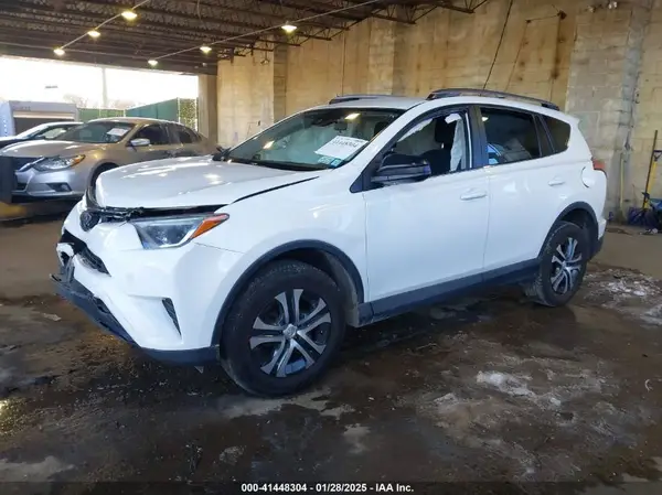 2T3BFREV4JW850288 2018 TOYOTA RAV 4 - Image 2