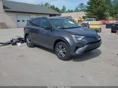 2T3BFREV4JW850856 2018 TOYOTA RAV 4