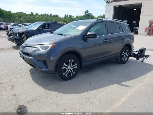 2T3BFREV4JW850856 2018 TOYOTA RAV 4 - Image 2