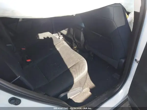 2T3BFREV5GW411917 2016 TOYOTA RAV 4 - Image 8