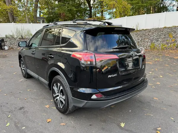 2T3BFREV5HW603971 2017 TOYOTA RAV 4 - Image 2