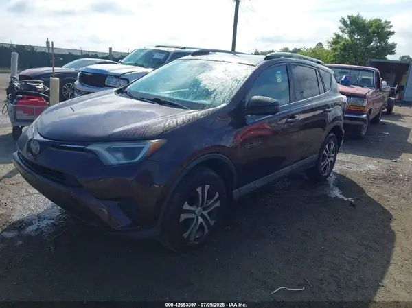 2T3BFREV5HW615523 2017 TOYOTA RAV 4 - Image 2