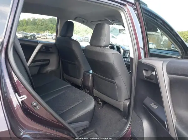 2T3BFREV5HW615523 2017 TOYOTA RAV 4 - Image 8