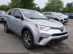 2T3BFREV5HW632483 2017 TOYOTA RAV 4