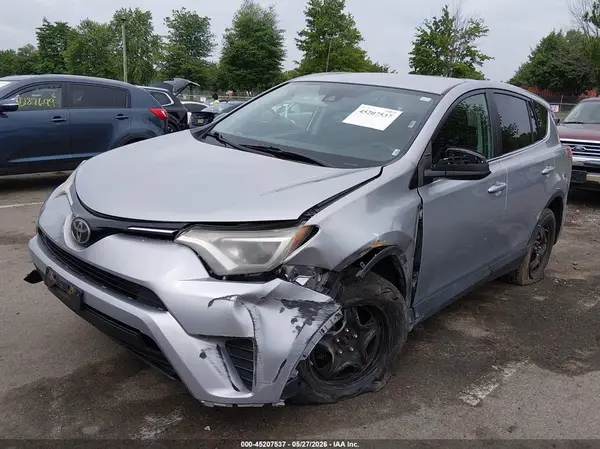 2T3BFREV5HW632483 2017 TOYOTA RAV 4 - Image 2