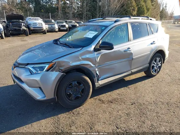 2T3BFREV5HW643029 2017 TOYOTA RAV 4 - Image 2