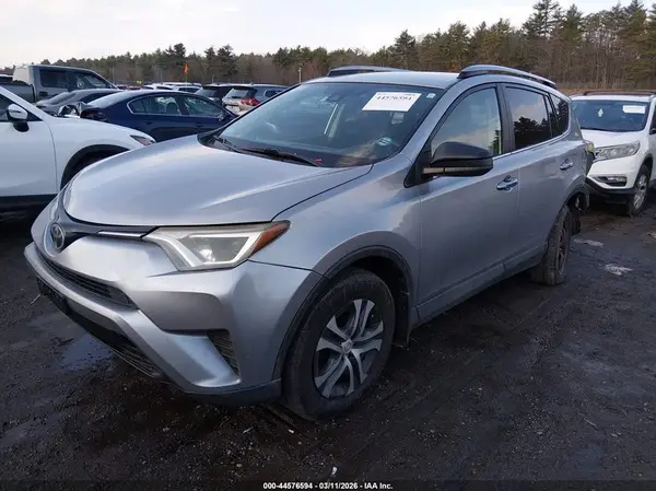 2T3BFREV5HW647680 2017 TOYOTA RAV 4 - Image 2
