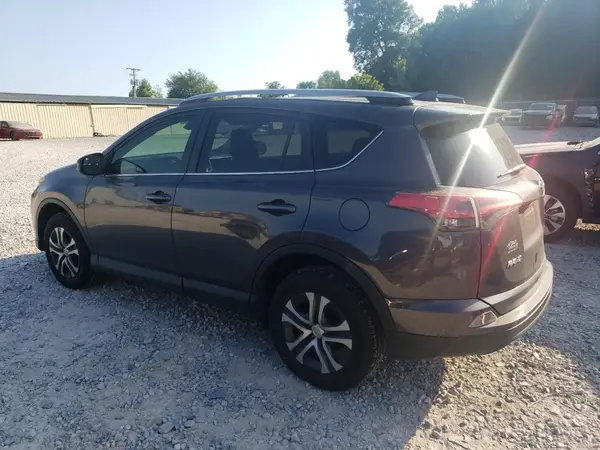 2T3BFREV5HW651860 2017 TOYOTA RAV 4 - Image 2