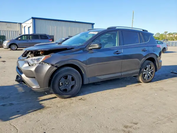 2T3BFREV5HW658033 2017 TOYOTA RAV 4 - Image 1