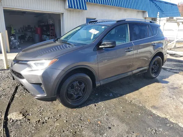 2T3BFREV5HW658629 2017 TOYOTA RAV 4 - Image 1