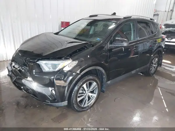 2T3BFREV5JW769302 2018 TOYOTA RAV 4 - Image 2