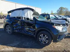 2T3BFREV5JW789517 2018 TOYOTA RAV 4