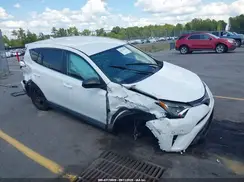 2T3BFREV5JW845536 2018 TOYOTA RAV 4