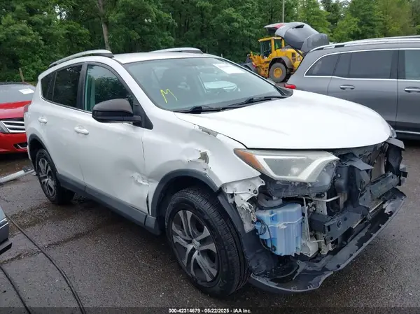 2T3BFREV6GW421890 2016 TOYOTA RAV 4 - Image 1