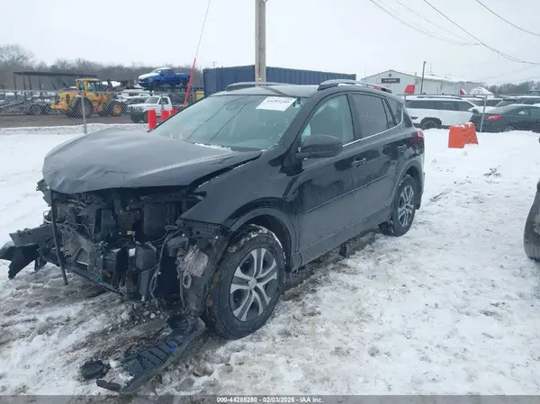 2T3BFREV6HW553971 2017 TOYOTA RAV 4 - Image 2