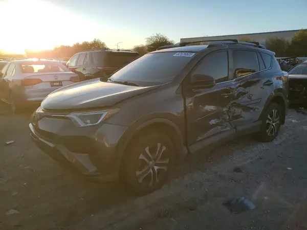 2T3BFREV6HW568924 2017 TOYOTA RAV 4 - Image 1