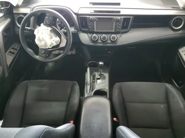 2T3BFREV6HW575565 2017 TOYOTA RAV 4 - Image 8