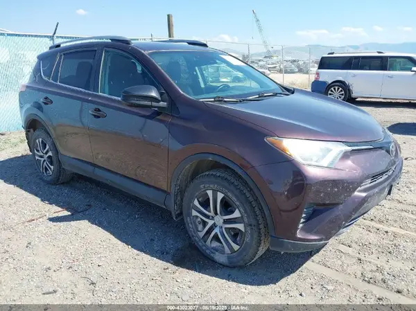 2T3BFREV6HW587733 2017 TOYOTA RAV 4 - Image 1