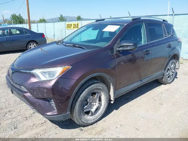 2T3BFREV6HW587733 2017 TOYOTA RAV 4 - Image 2