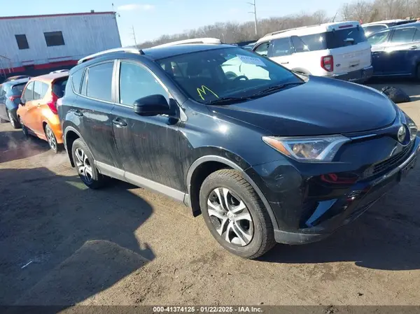 2T3BFREV6HW595055 2017 TOYOTA RAV 4 - Image 1