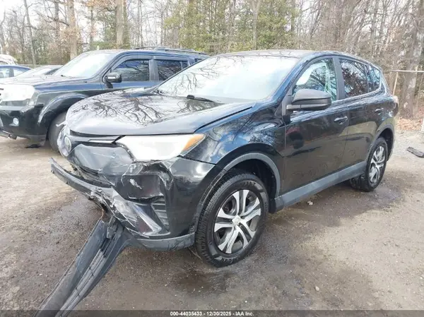 2T3BFREV6HW687184 2017 TOYOTA RAV 4 - Image 2