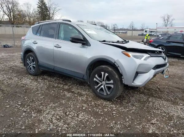 2T3BFREV6JW721534 2018 TOYOTA RAV 4 - Image 1