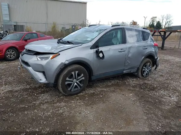 2T3BFREV6JW721534 2018 TOYOTA RAV 4 - Image 2