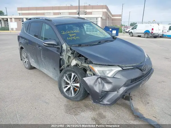 2T3BFREV6JW792345 2018 TOYOTA RAV 4 - Image 1