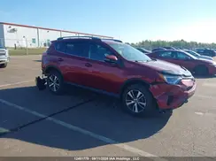 2T3BFREV6JW814439 2018 TOYOTA RAV 4