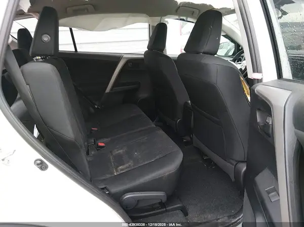 2T3BFREV7GW441663 2016 TOYOTA RAV 4 - Image 8