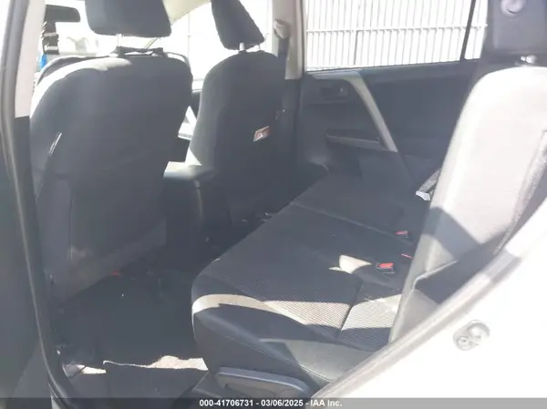 2T3BFREV7GW471908 2016 TOYOTA RAV 4 - Image 8