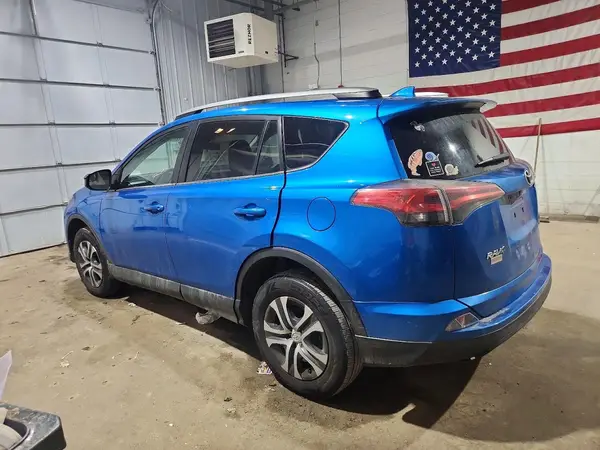 2T3BFREV7HW565014 2017 TOYOTA RAV 4 - Image 2
