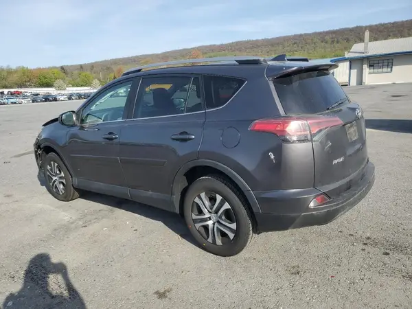 2T3BFREV7HW634252 2017 TOYOTA RAV 4 - Image 2