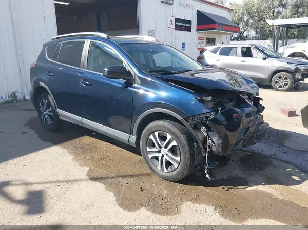 2T3BFREV7HW655067 2017 TOYOTA RAV 4 - Image 1