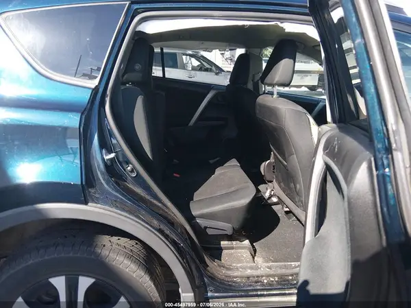 2T3BFREV7HW655067 2017 TOYOTA RAV 4 - Image 8