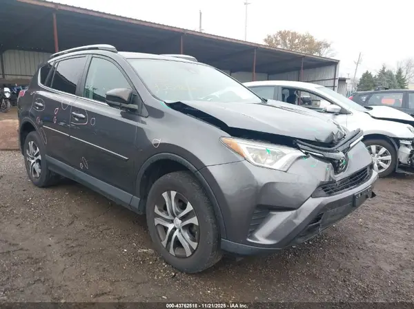 2T3BFREV7HW656171 2017 TOYOTA RAV 4 - Image 1