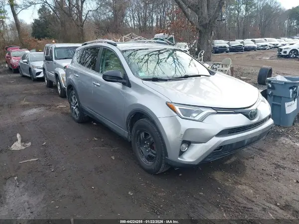 2T3BFREV7HW658504 2017 TOYOTA RAV 4 - Image 1
