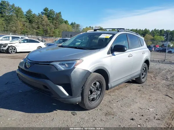 2T3BFREV7HW672290 2017 TOYOTA RAV 4 - Image 2
