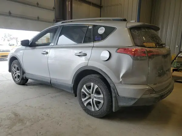 2T3BFREV7HW677540 2017 TOYOTA RAV 4 - Image 2